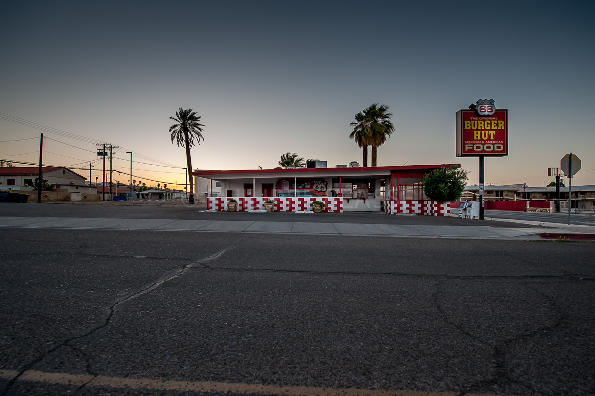 Burger Hut on Road 66