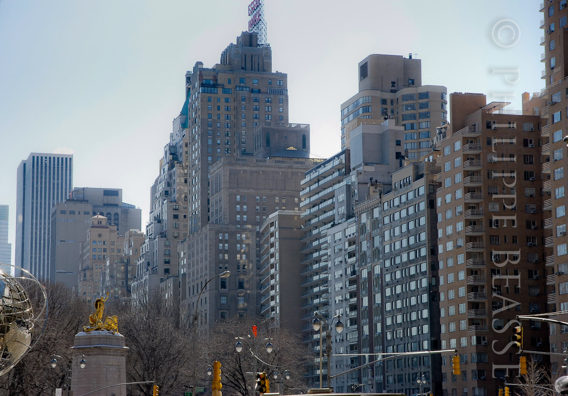 Columbus Circle ( 80cm x 55,71cm ) 30 ex.